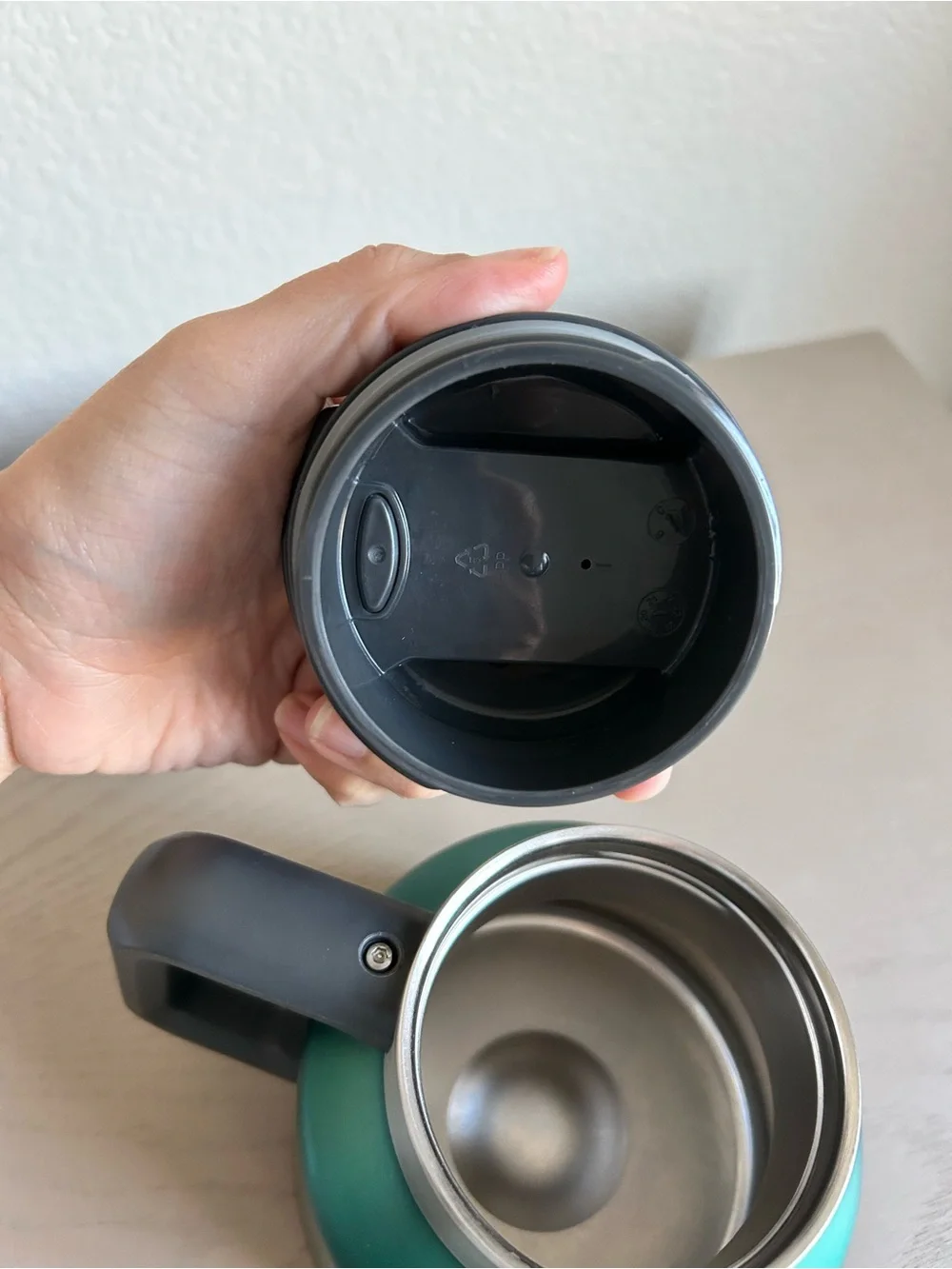 Stanley x Starbucks Green Insulated Mug with Handle - Picture 5 of 9